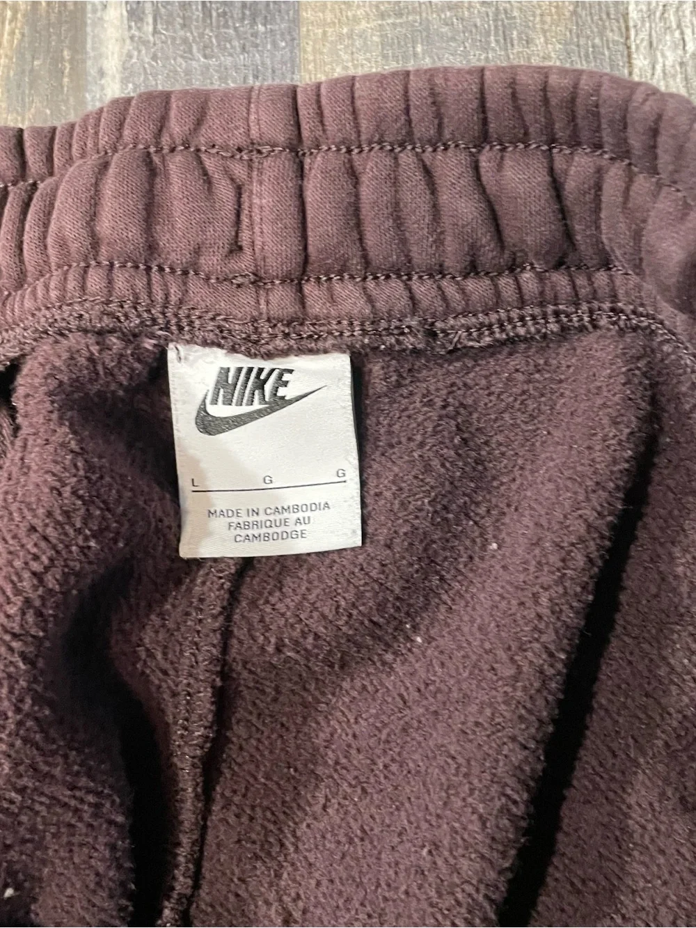 Nike Women’s Brown Fleece Drawstring Joggers Sweatpants with White Logo, Size L